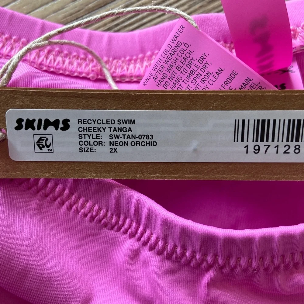 NWT SKIMS Signature Cheeky Tanga Neon Orchid Womens Size 2X